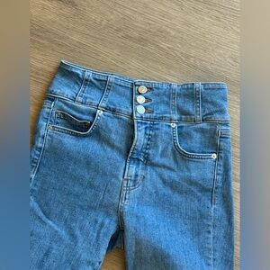 Veronica Beard Classic high wasted so cute practically  brand new jeans 🤗🤗